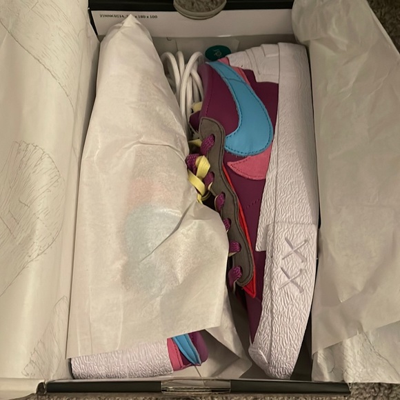 NIKE BLAZER LOW / SACAI / KAWS